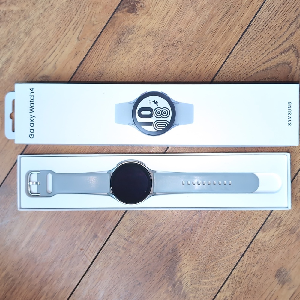 Samsung Galaxy watch 4 (44mm)